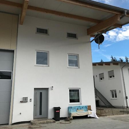 Family Like Apartman Pfaffing Kültér fotó